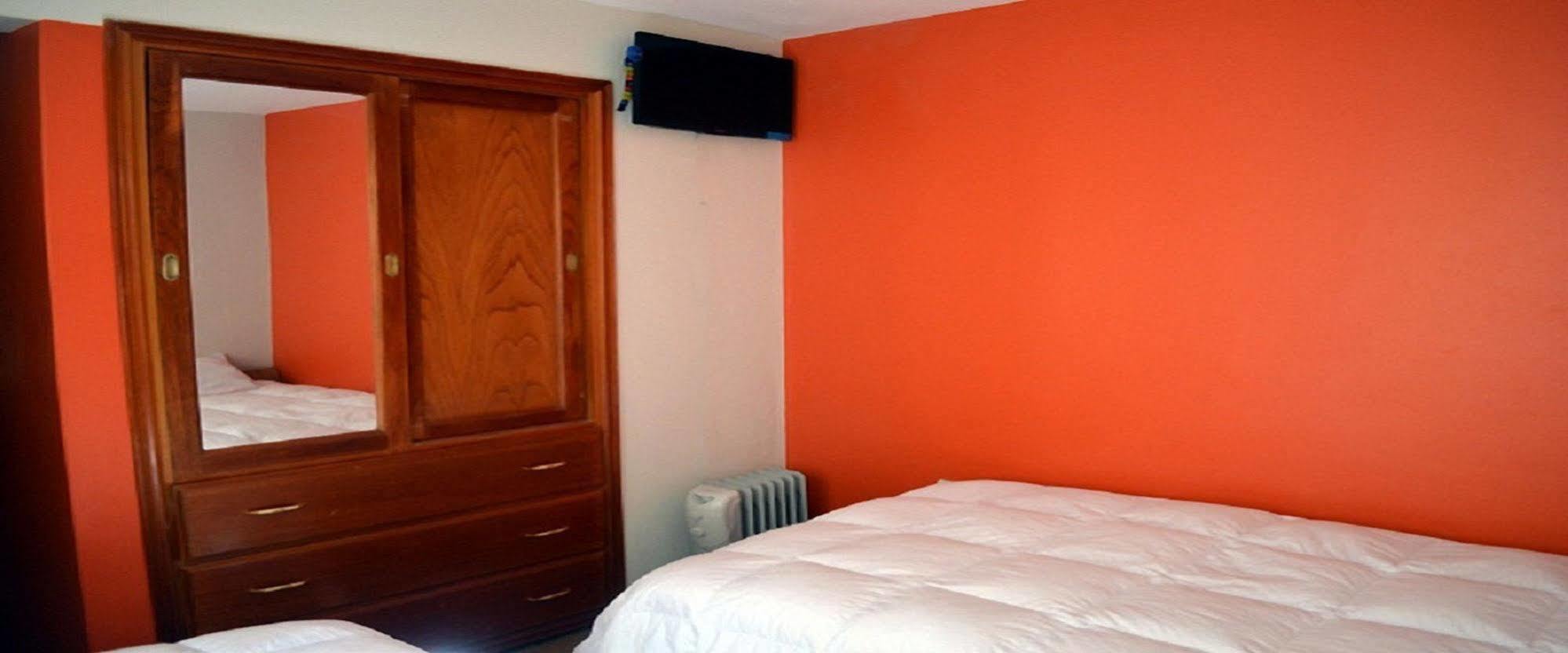 Pacha Hostel Puno Exteriör bild
